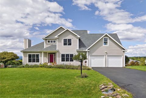 34 Aspen Way Ithaca NY 14850