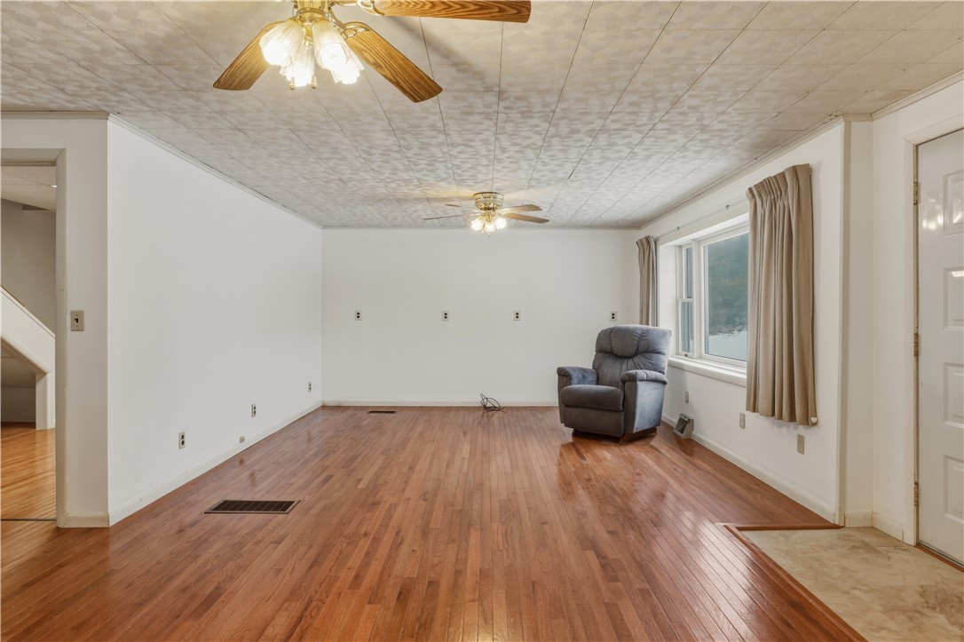 120 N Lansing School Road