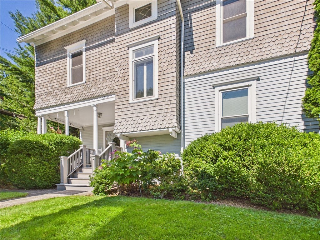 210/212 Forest Home Drive