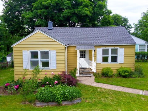 Photo for 126 Hawthorne Place