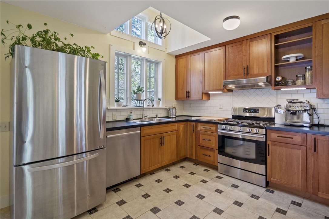 510 S Plain Street, Ithaca, New York image 19