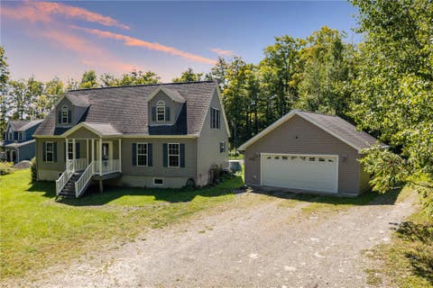 Photo for 300 Yellow Barn Road