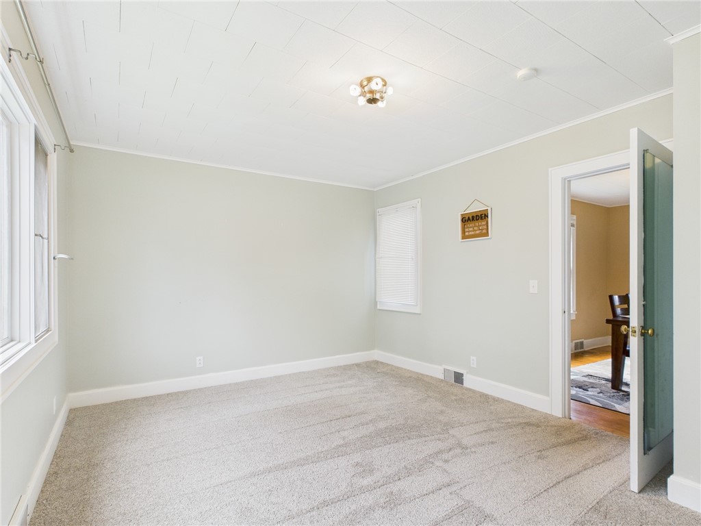 11 Parker Avenue, Cortland, New York image 9