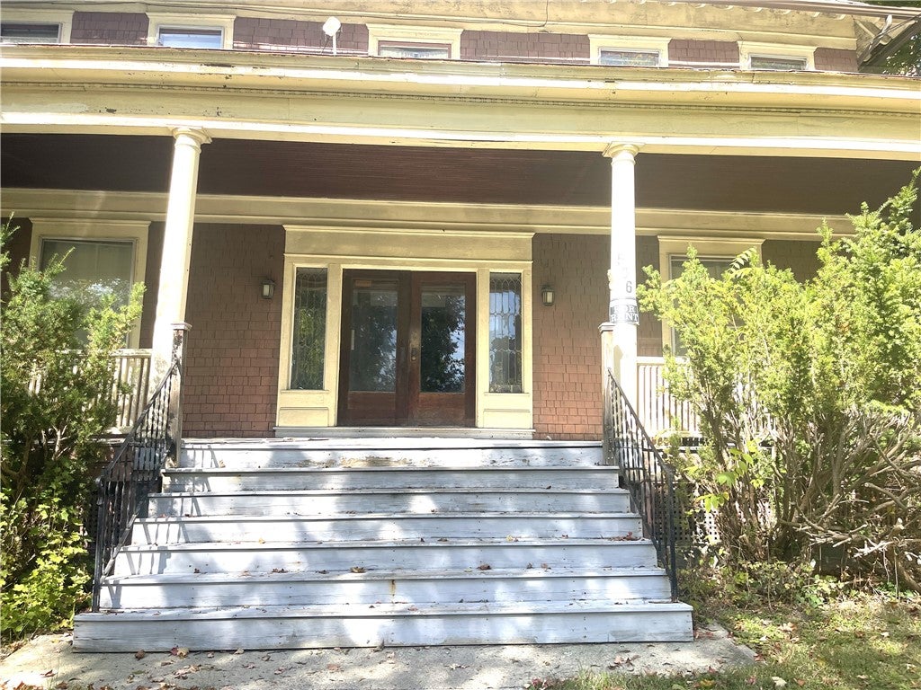 506 E Seneca Street