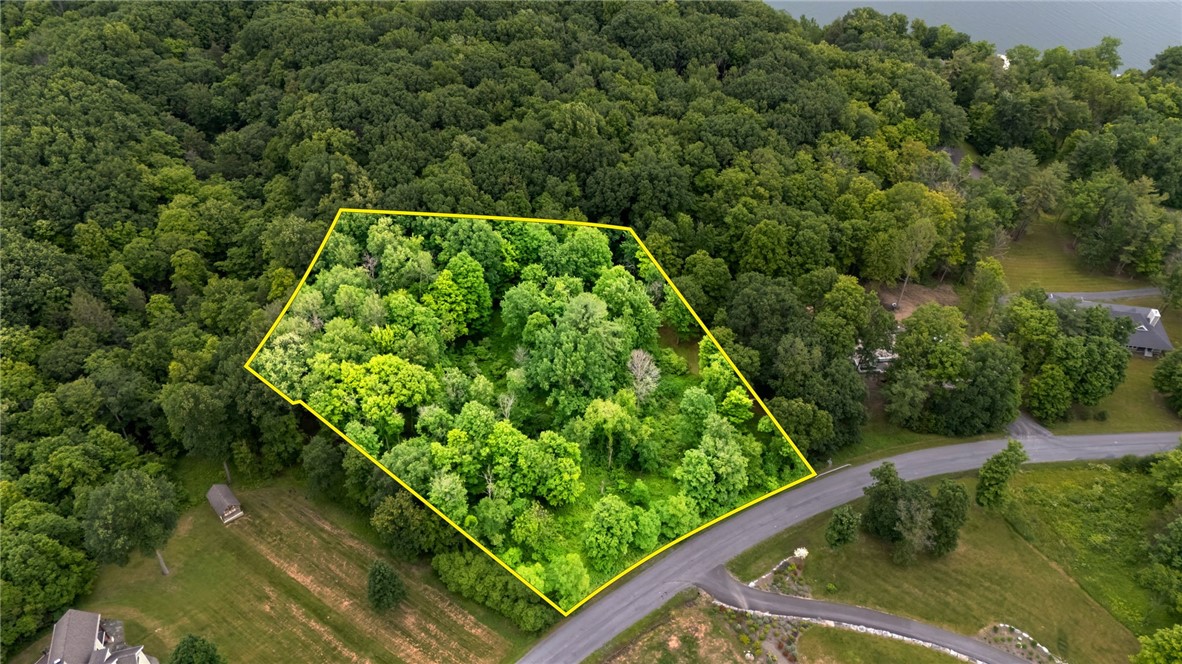 5227 Oak Harbor Rd. Lot #3