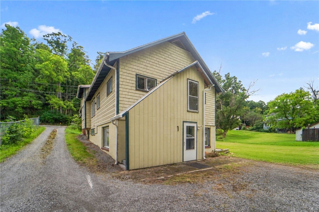 536 Spencer Road