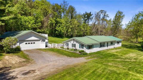 Homes For Sale - 32 Lockerby Hill Road<br/> Lansing, NY 14882