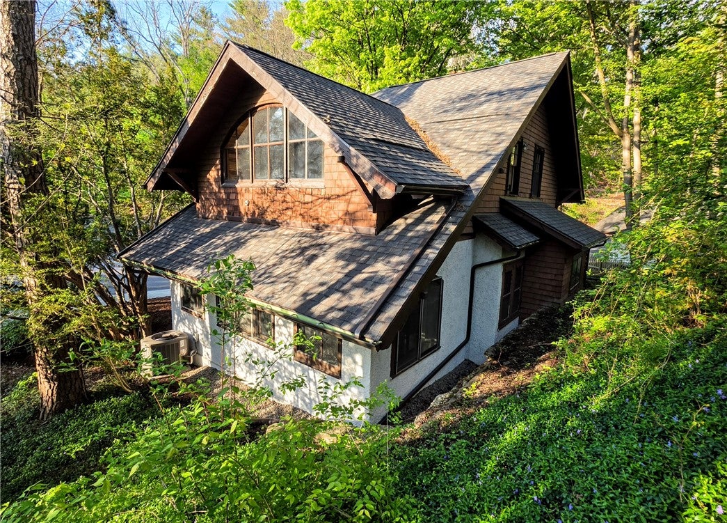 101 Thurston Avenue