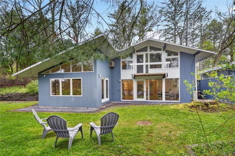 Photo for 120 Eastwood Terrace