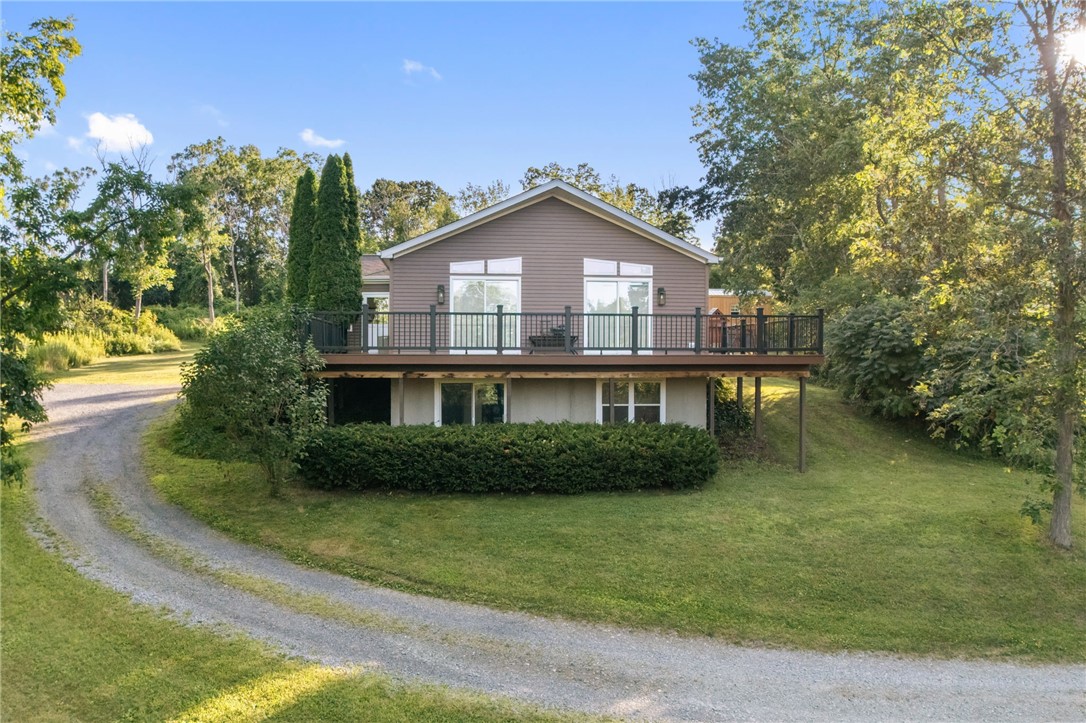 4460 Green Point Road