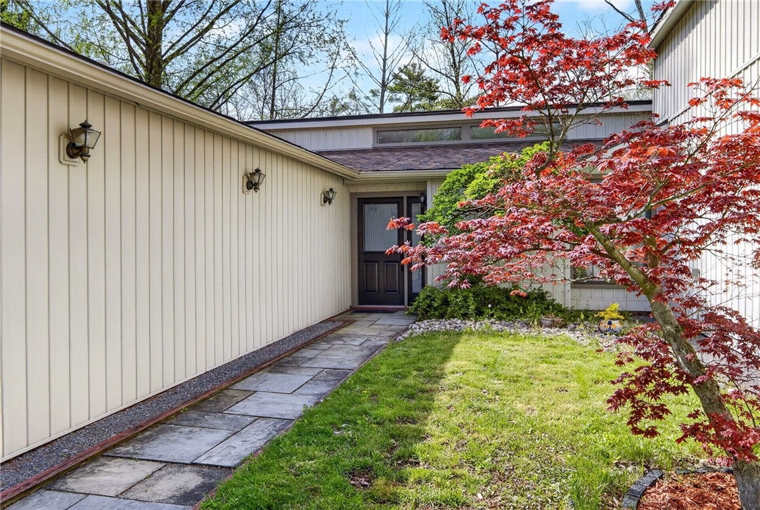311 Saint Catherines Circle