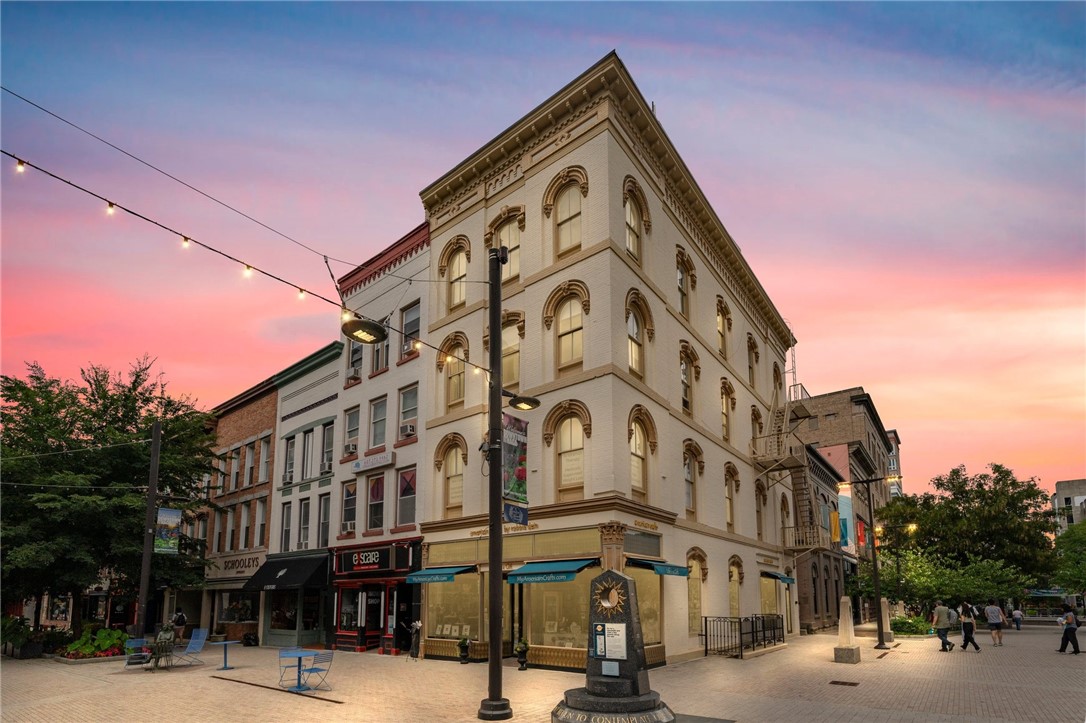 158 E State