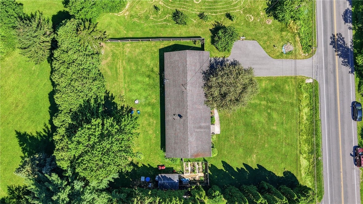 212 Dubois Road