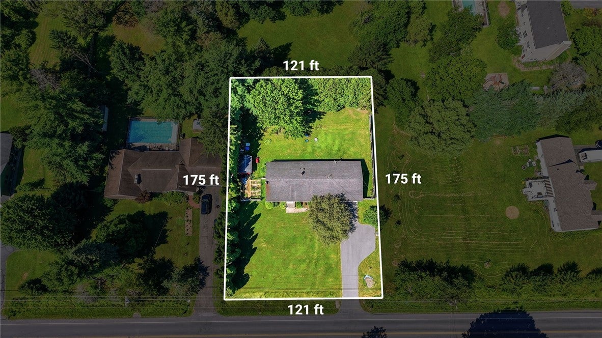 212 Dubois Road