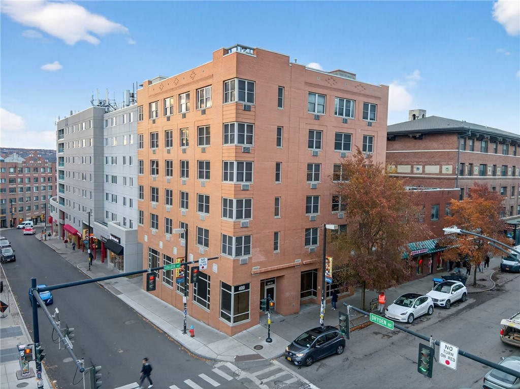 400-404 College Avenue