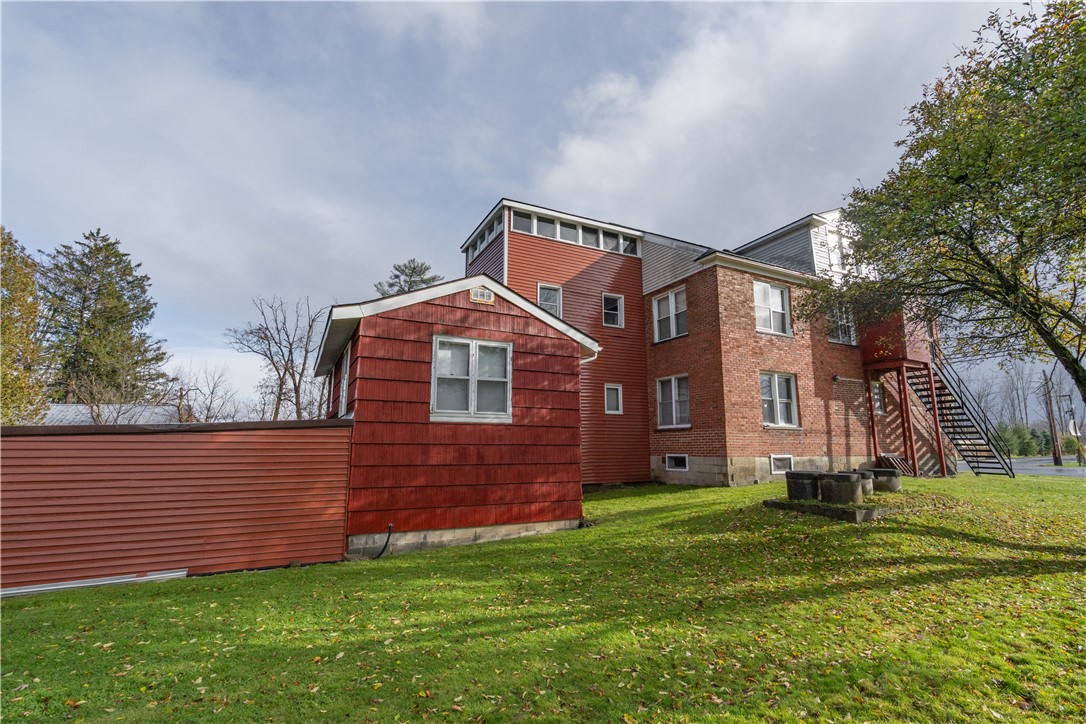 447-449 NY 31