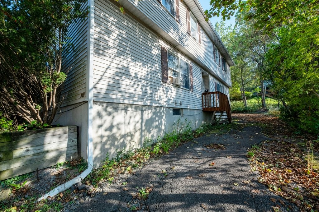 105 Grandview Avenue