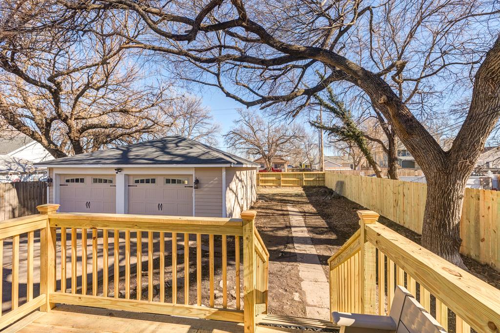 Salina, Kansas 67401, United States, 4 Bedrooms Bedrooms, ,2 BathroomsBathrooms,Residential,Pending,65769