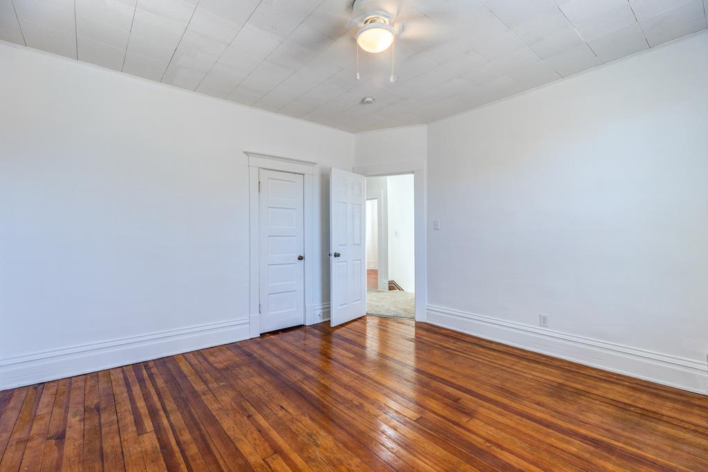 Salina, Kansas 67401, United States, 4 Bedrooms Bedrooms, ,2 BathroomsBathrooms,Residential,Pending,65769