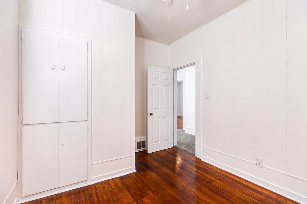 Salina, Kansas 67401, United States, 4 Bedrooms Bedrooms, ,2 BathroomsBathrooms,Residential,Pending,65769