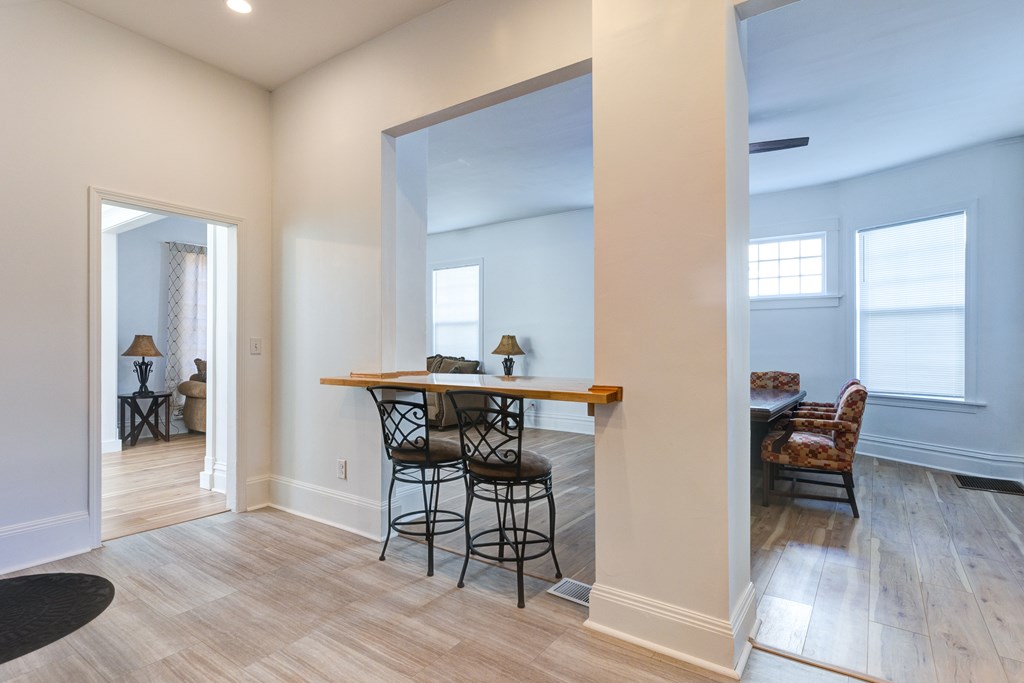 Salina, Kansas 67401, United States, 4 Bedrooms Bedrooms, ,2 BathroomsBathrooms,Residential,Pending,65769