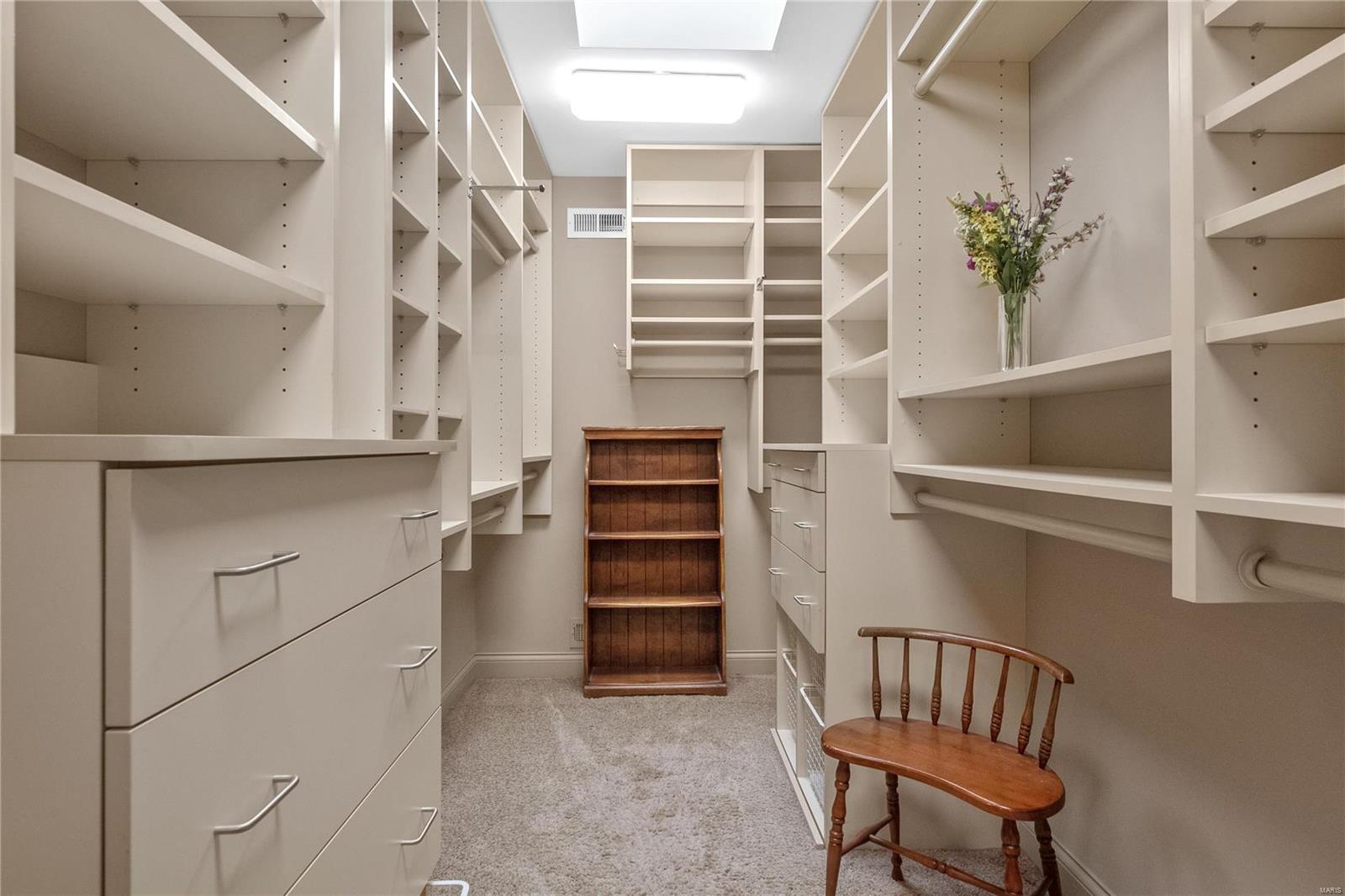 Pershing Townhomes Condo - Residential