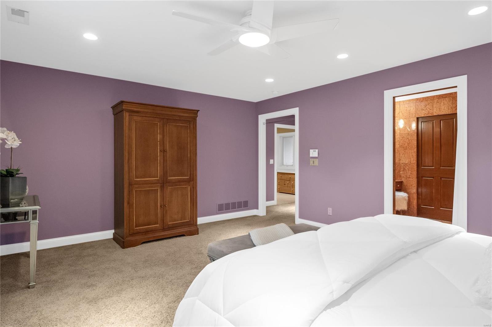 Pershing Townhomes Condo - Residential