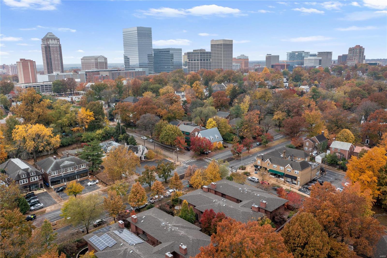 Pershing Townhomes Condo - Residential