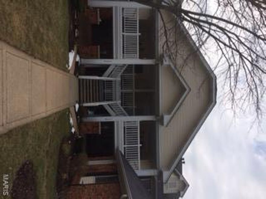 Location: Upper Level