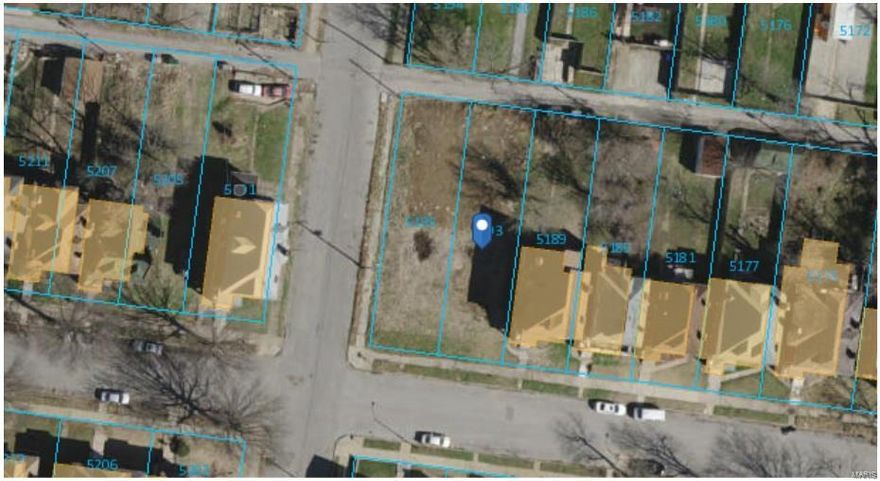 5193 Vernon Avenue is an ideal location offering a spacious lot in the Academy Neighborhood. Just minutes from the Maker's District, the city's first satellite location for the Magic House @MADE, Delmar Loop, Forest Park, and major highways. Great location for those who love St. Louis and are looking for a location centrally located.