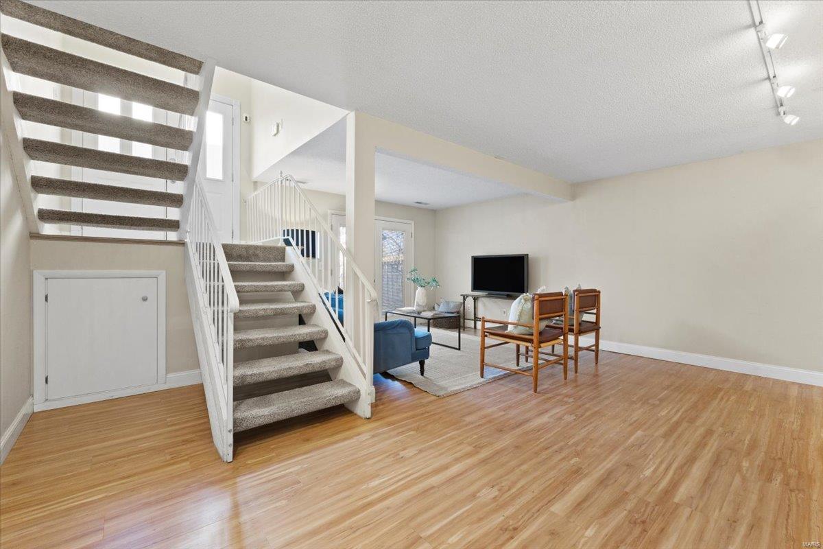 COUNTRY LANE WOODS II PLAT 4 - Residential