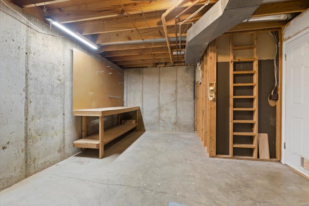 COUNTRY LANE WOODS II PLAT 4 - Residential