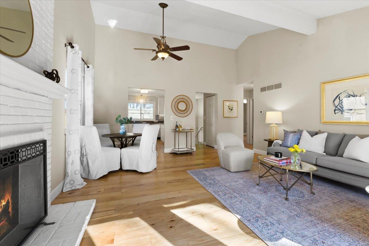 COUNTRY LANE WOODS II PLAT 4 - Residential