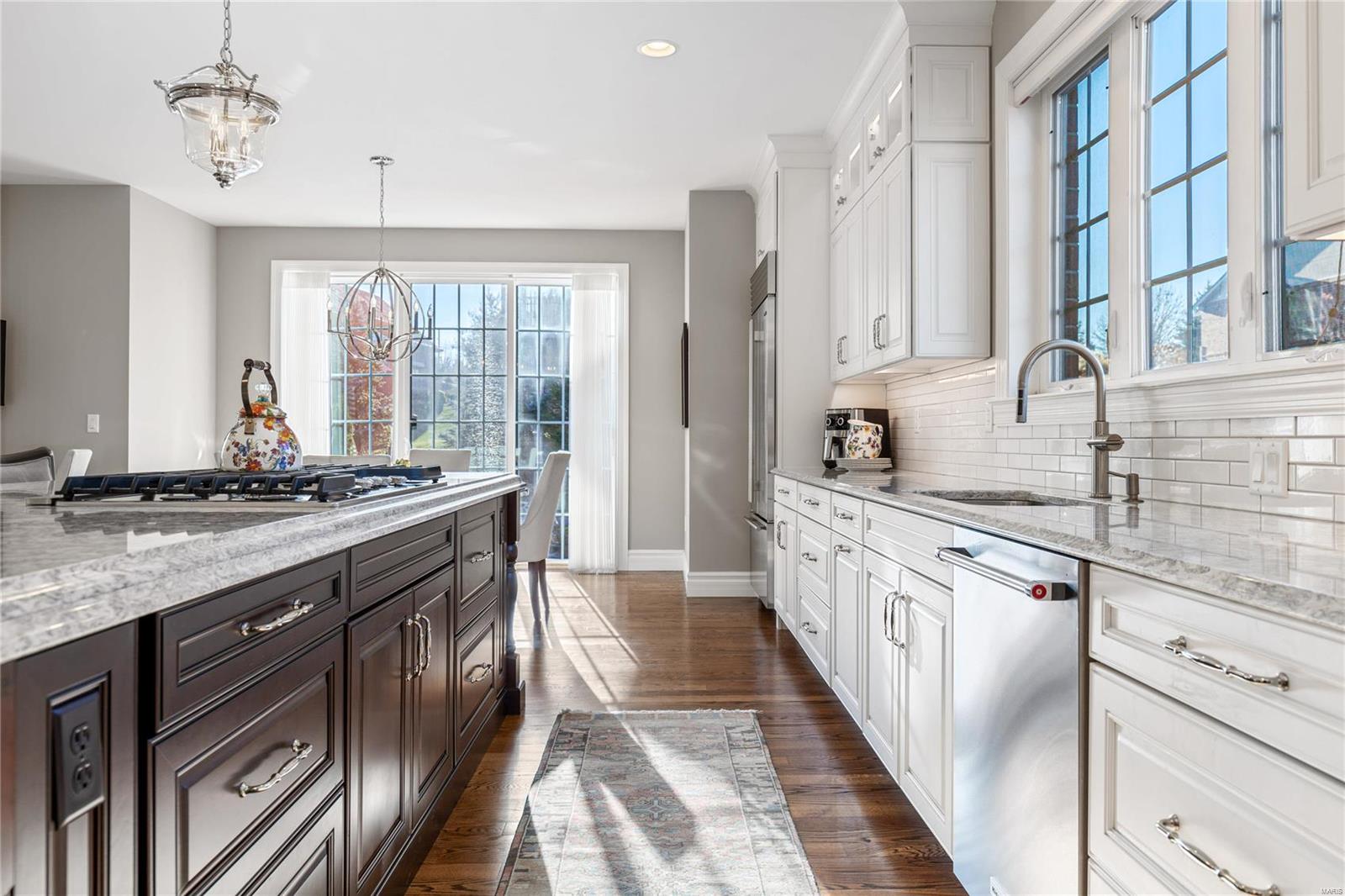 Enclave Bellerive Seven - Residential