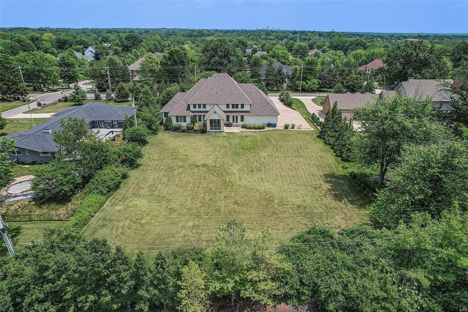 Ladue Meadows 2 - Residential