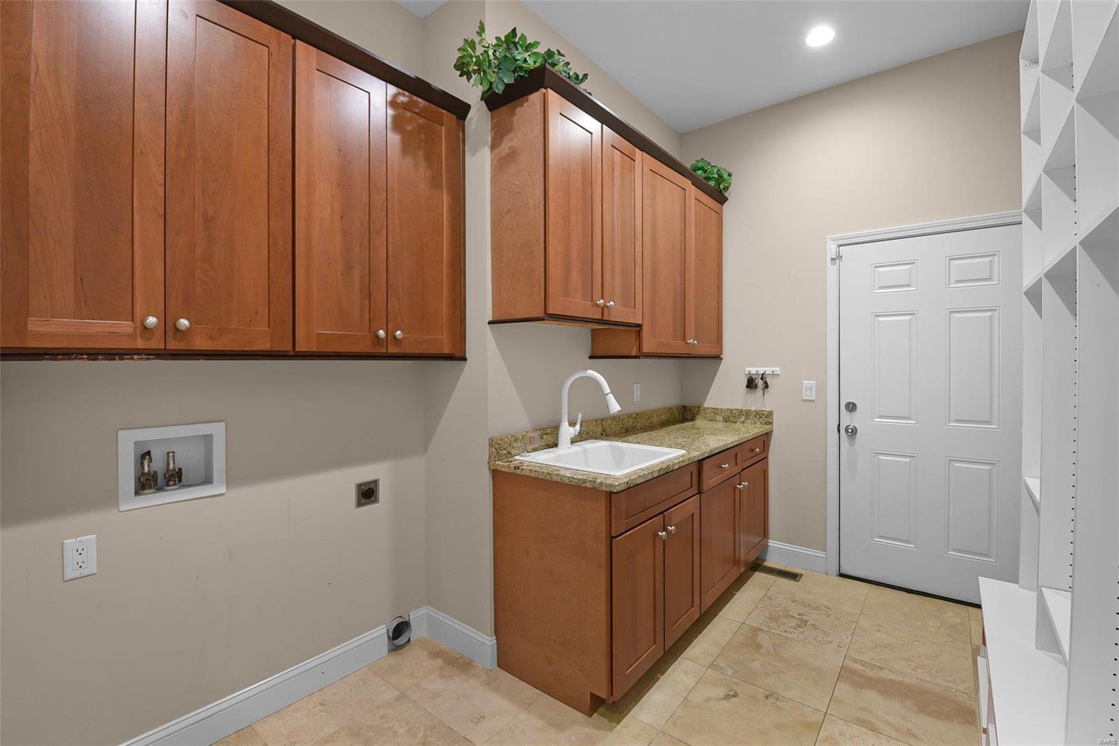 Ladue Meadows 2 - Residential