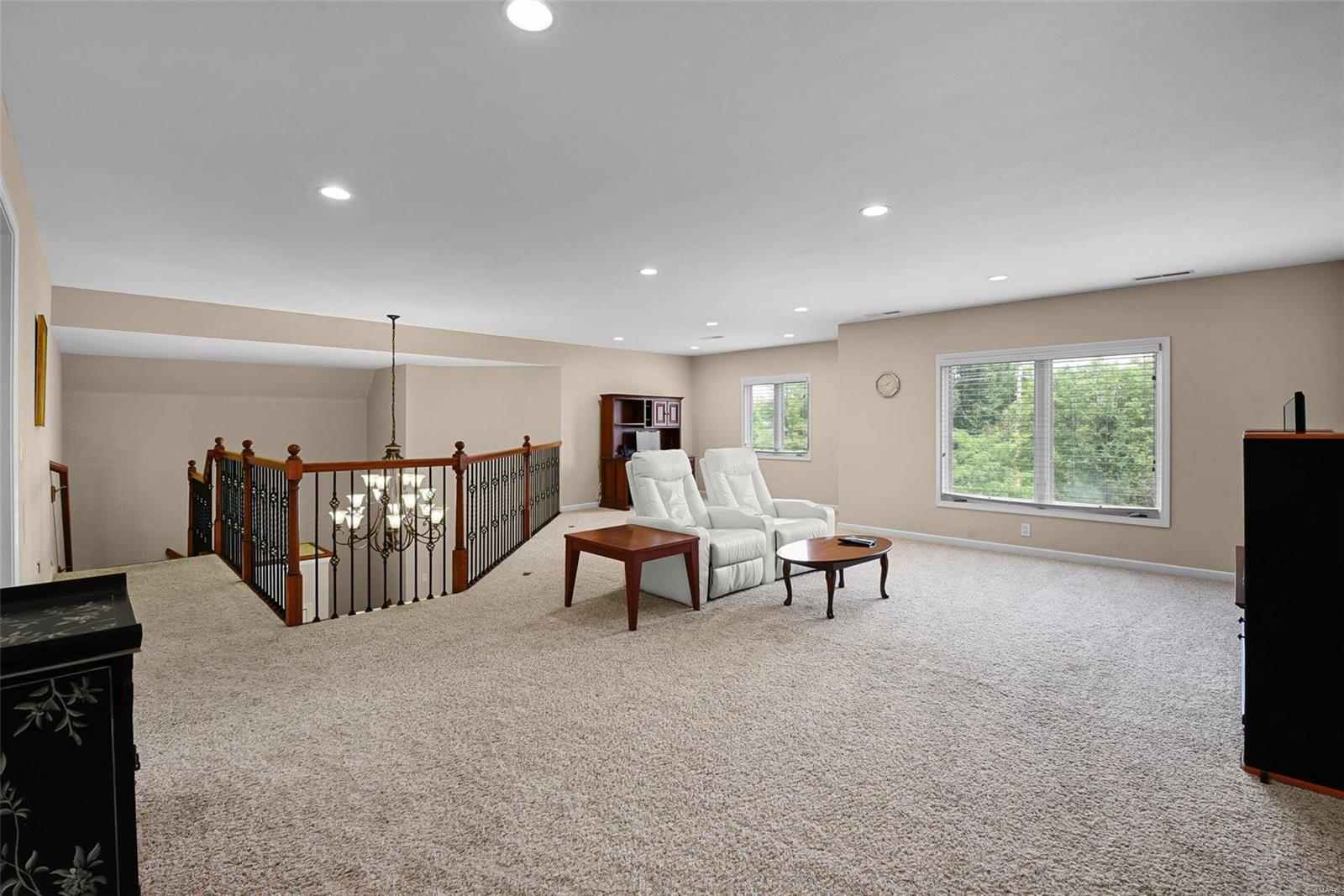 Ladue Meadows 2 - Residential