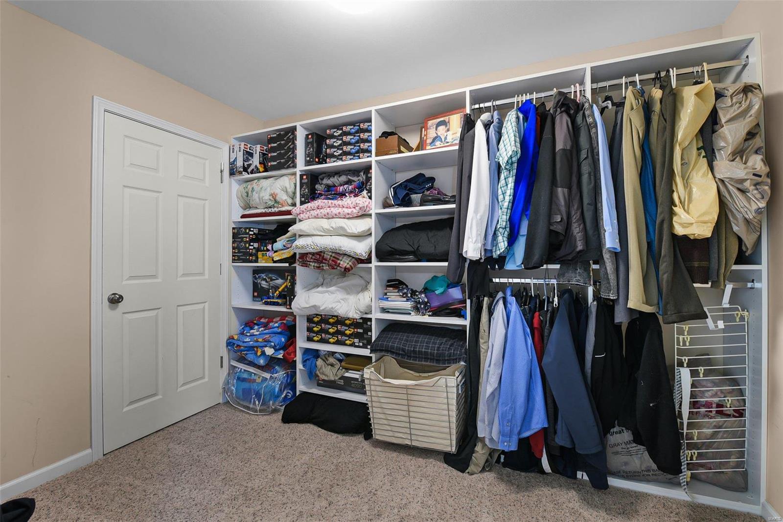 Ladue Meadows 2 - Residential