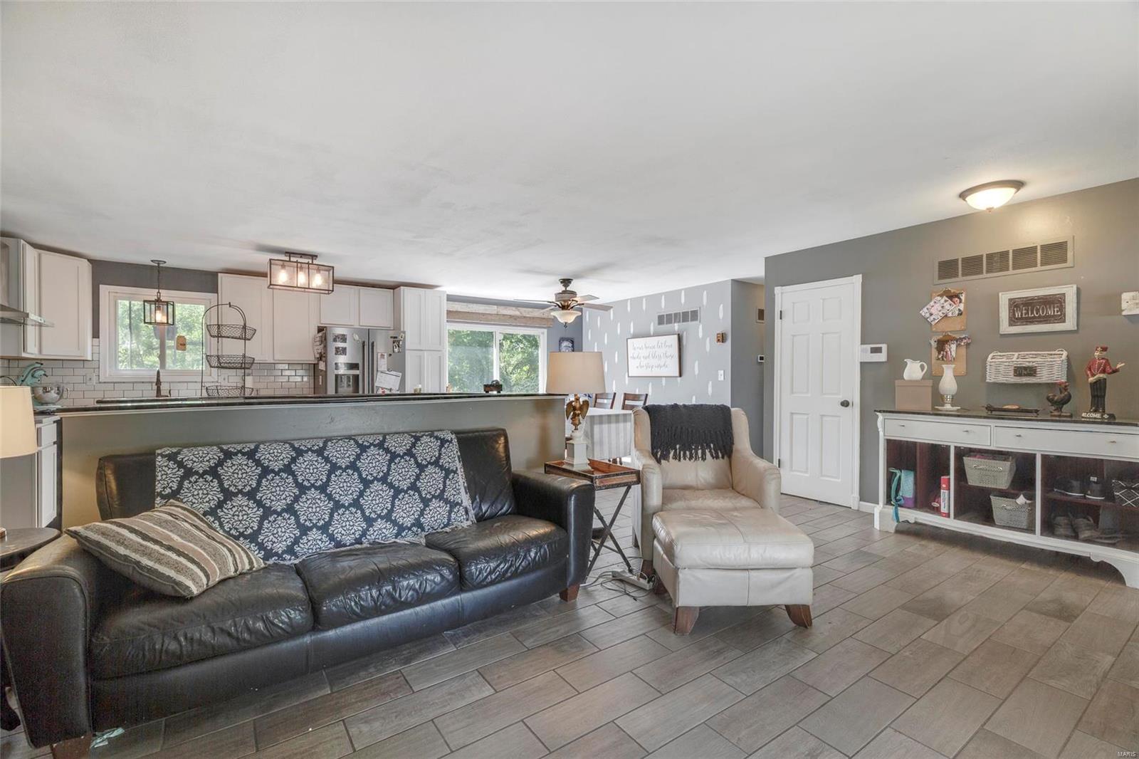 Country Hill South #3 - Residential