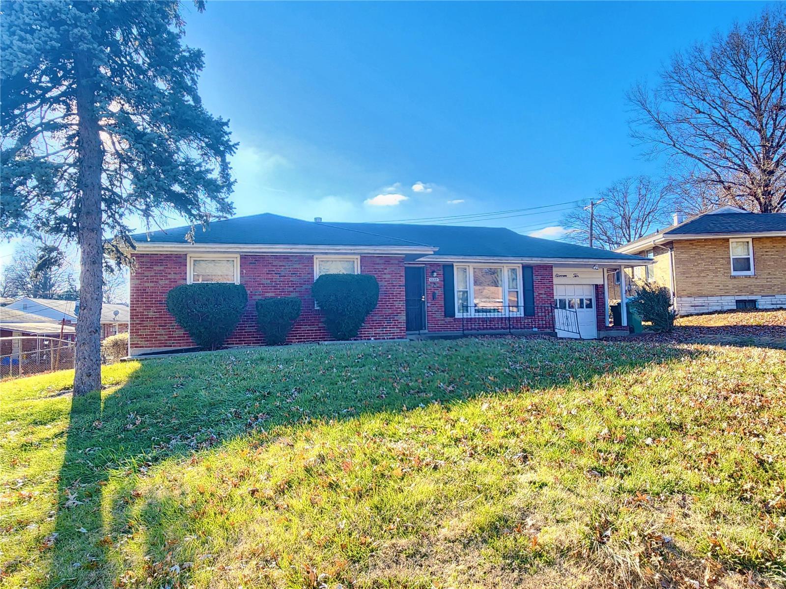 1110 Astoria Drive