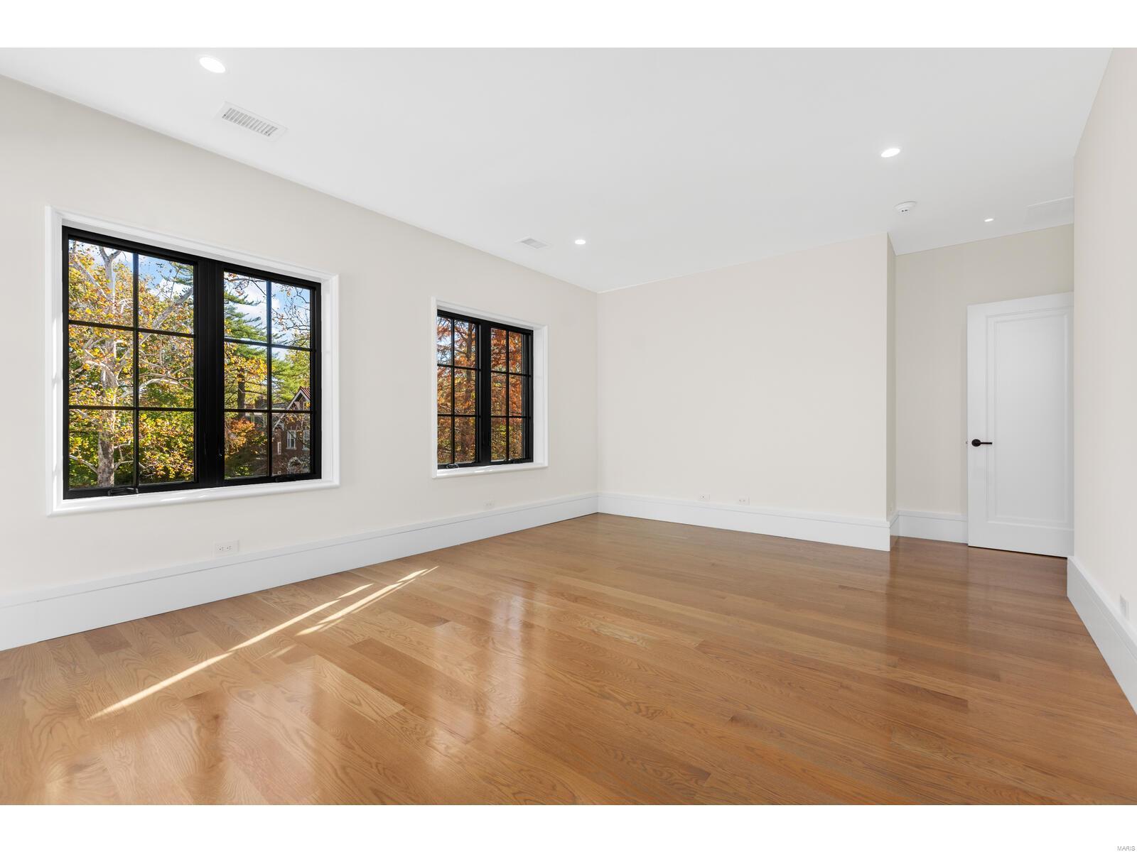 Hillcrest - Residential