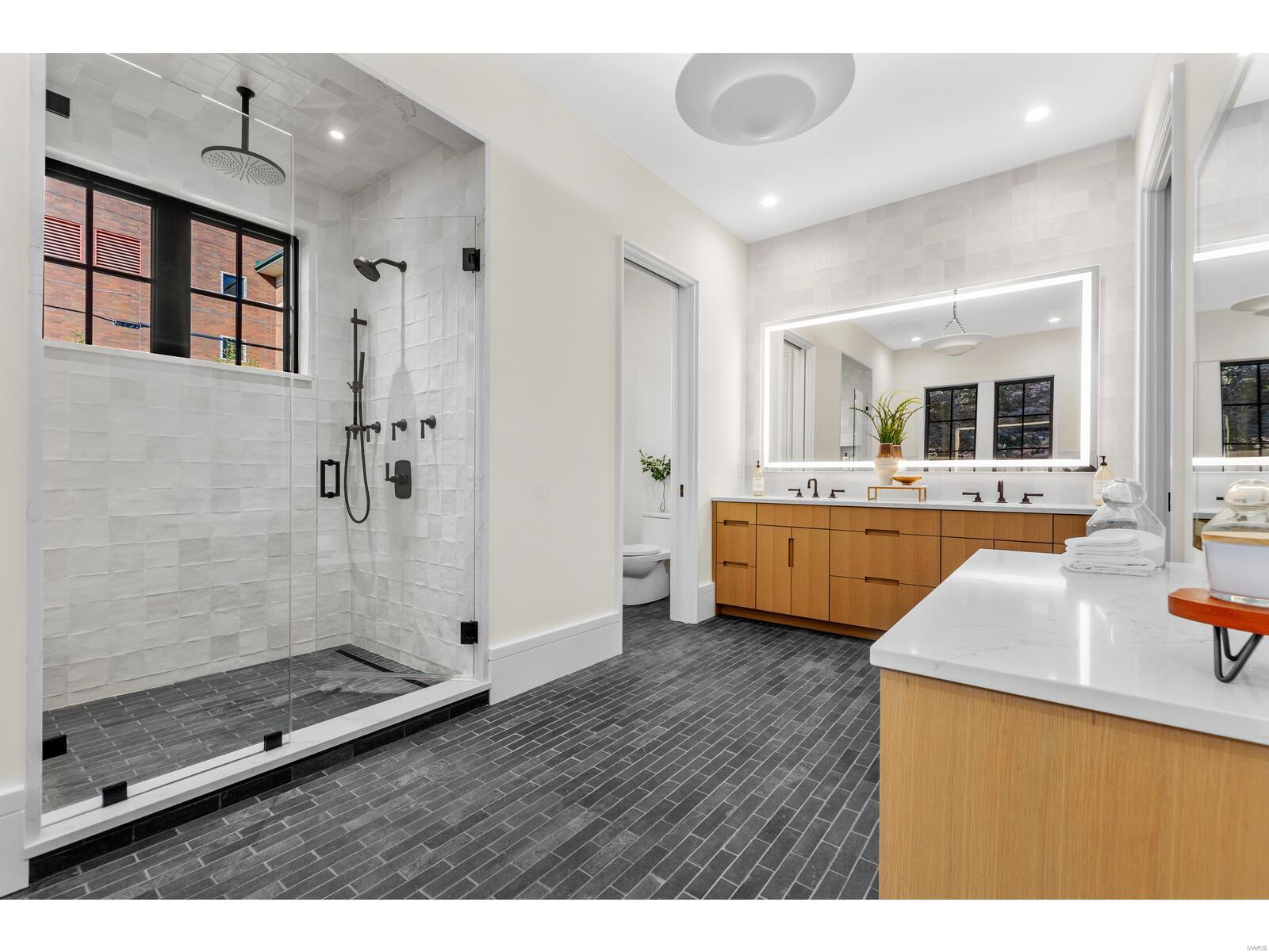 Hillcrest - Residential