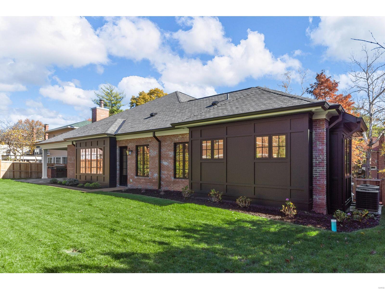 Hillcrest - Residential