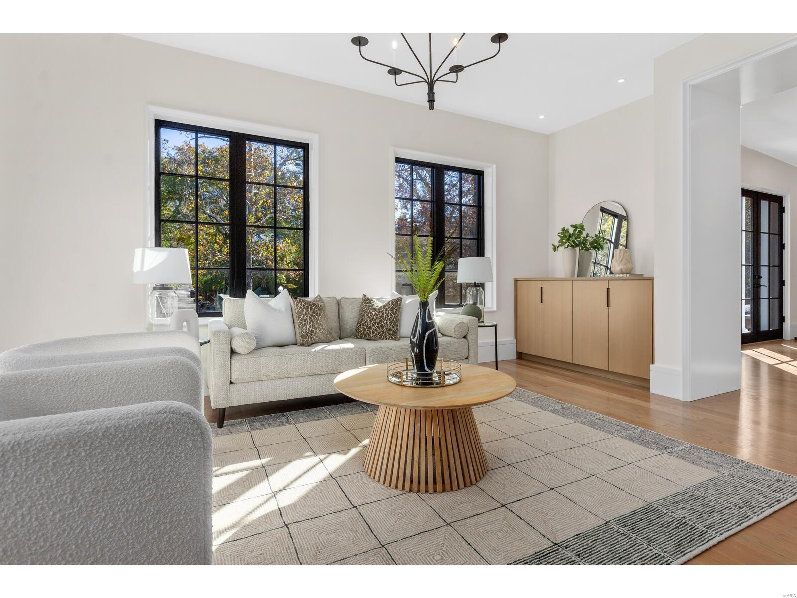 Hillcrest - Residential