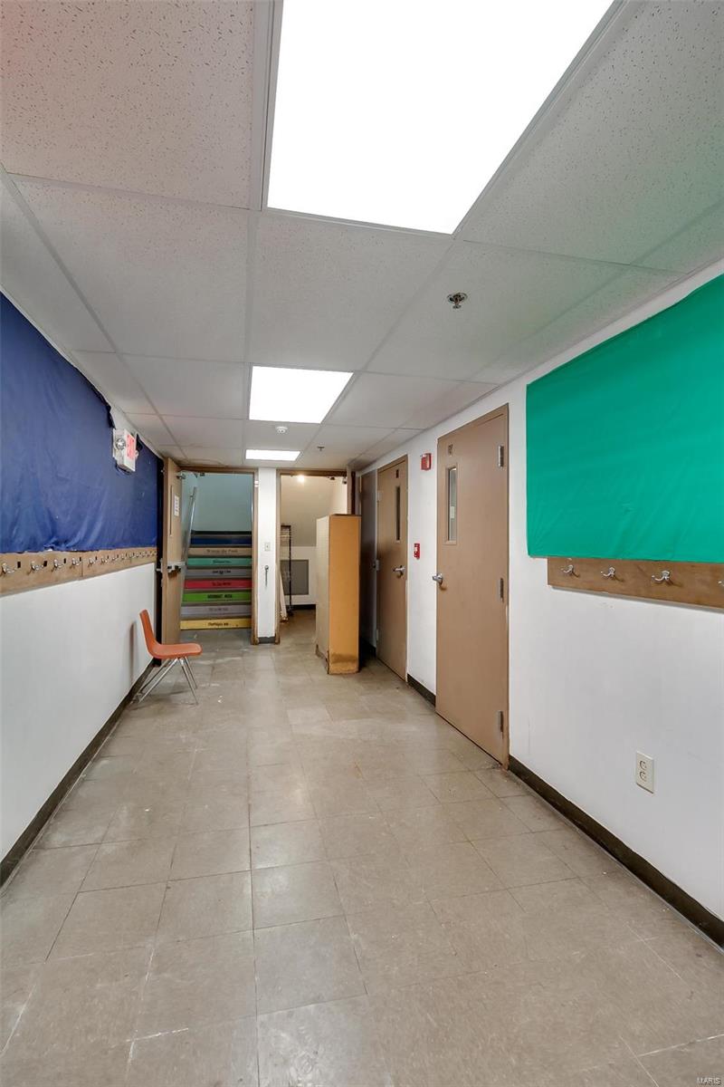 Halloway Hills - Commercial Sale