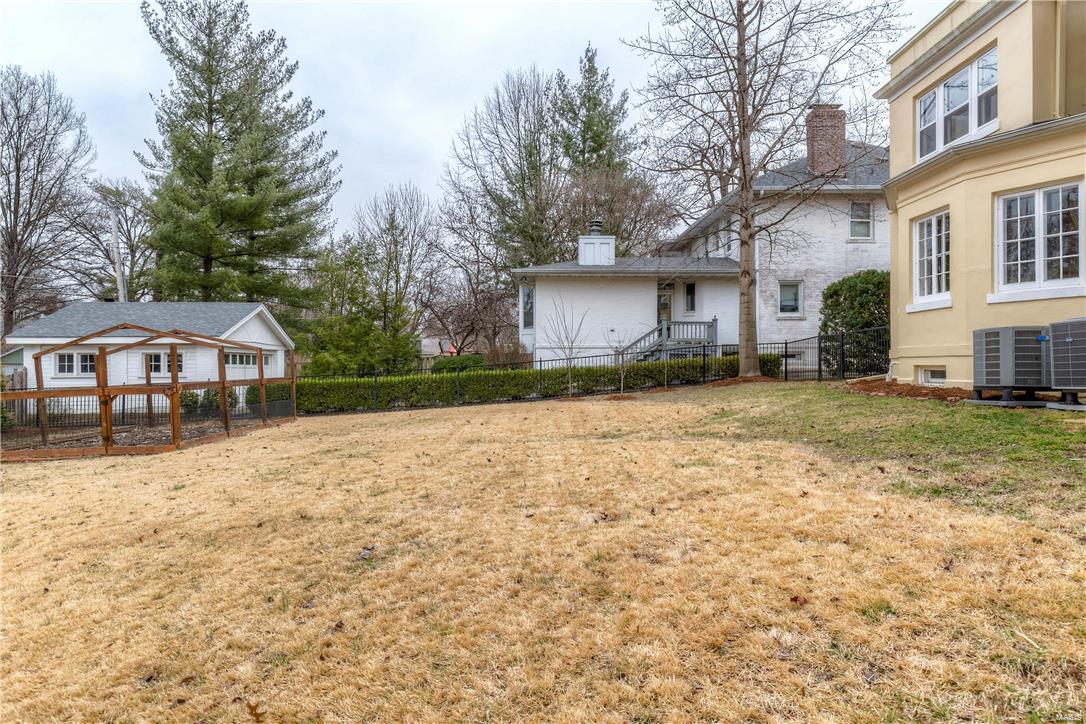 Hillcrest - Residential