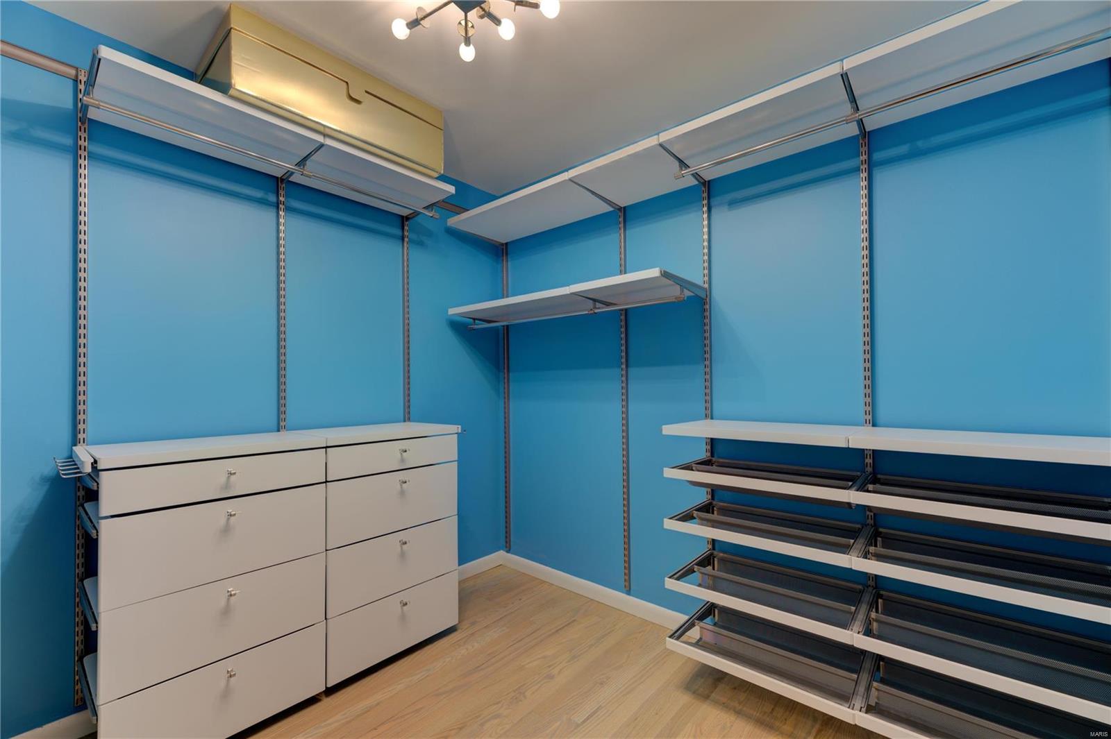 Williamsburg 3 - Residential