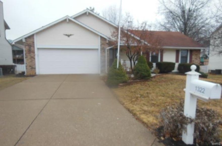Spacious ranch home in Meadowridge -- they seem hard to come by but here's your chance.  Vaulted ceilings, fireplace, skylights and hardwood floors are in the great room.  Open floor plan right into the dining and kitchen rooms.  There is a fabulous deck off the rear with a gazebo to sit in the shade overlooking your decorative fish pond.  Three bedrooms and 2 full baths round off the main level.  The finished basement surely will add to your comfort with a rec room, 3rd bath, and office/sleeping room/playroom.  This home has everything you've been looking for. SpecialListingConditions: Foreclosure
