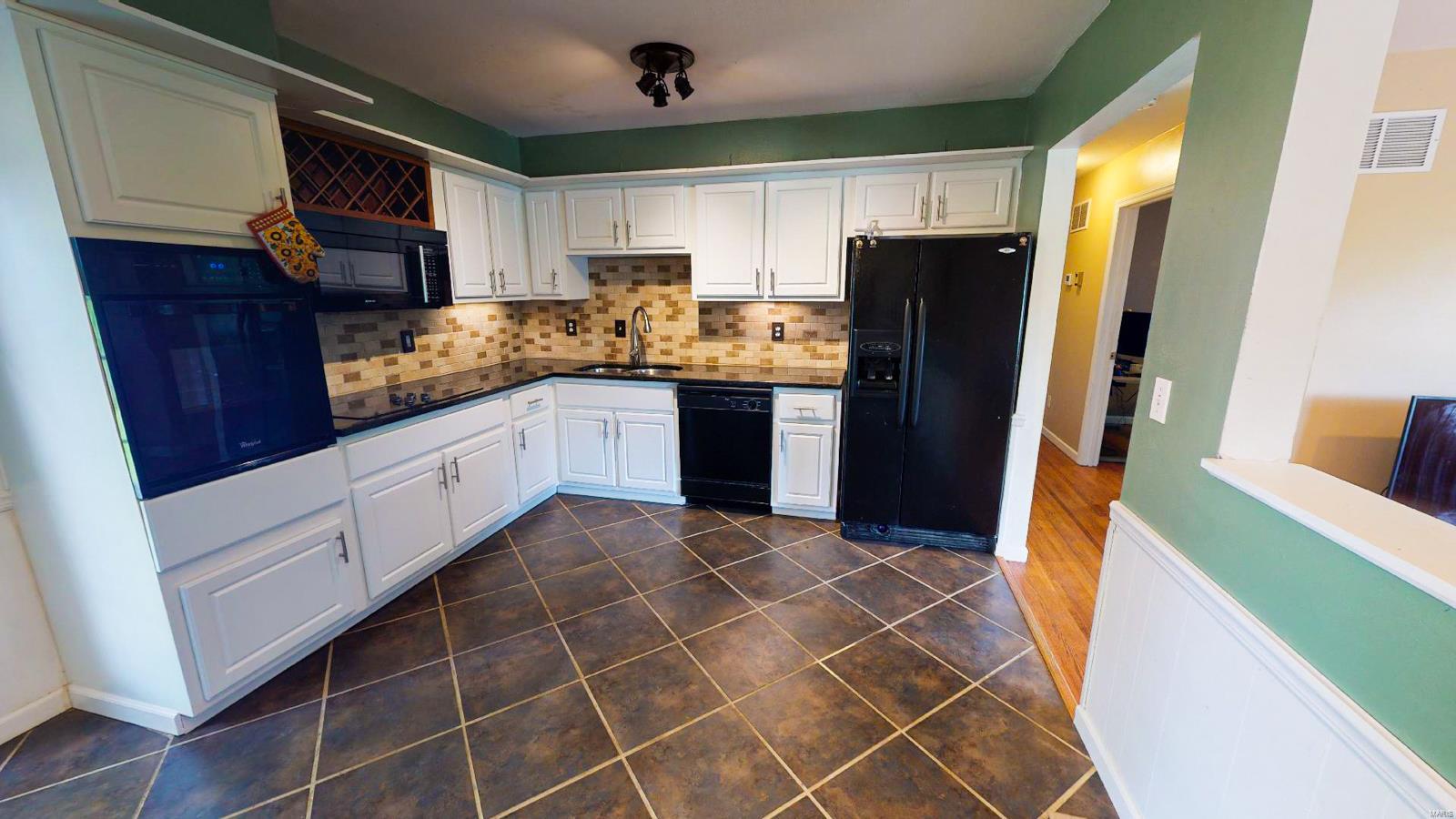 Lexington Square #3 - Residential