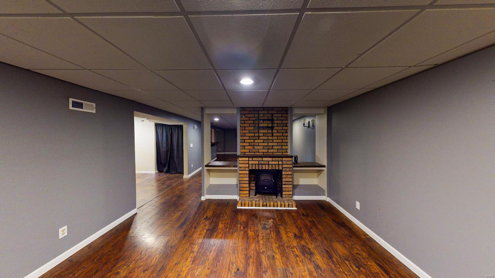 Lexington Square #3 - Residential